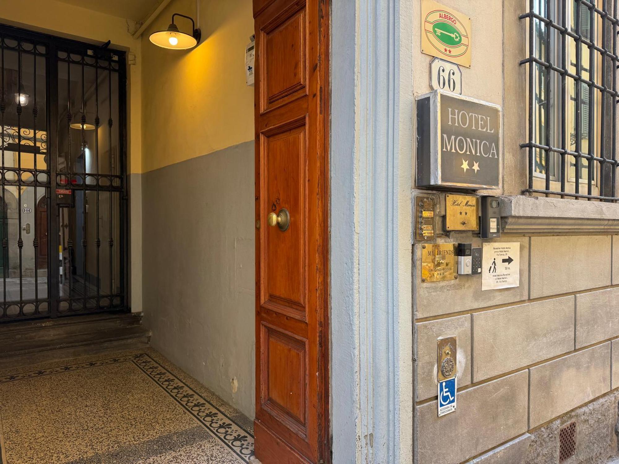 My Friends Hostel Florence Exterior photo